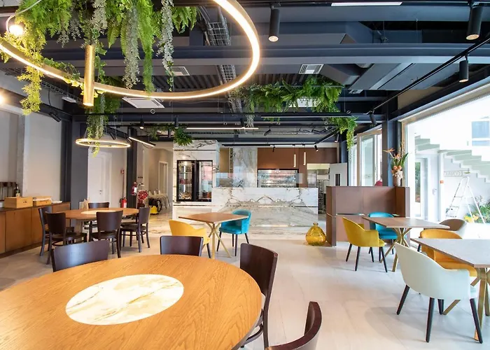 호텔 Doride Suites Boutique 3*