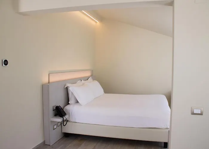 호텔 Doride Suites Boutique 3*