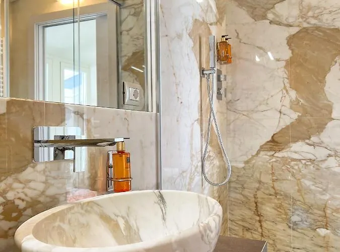 Doride Suites Boutique 마리나 디 카라라